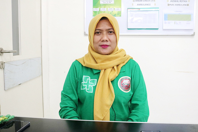 Sri Sulistyawati, S.Kep., Ns. Penanggung Jawab Unit Ambulans RSUD Syamrabu. (SYAIFUL BAHRI UNTUK RadarMadura.id)