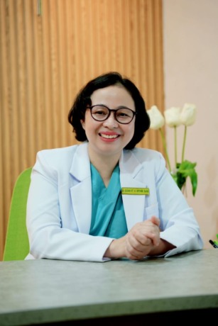 Dokter Penanggung Jawab Poli Kandungan  RSUD Syamrabu dr. Desak Ketut Ayu Aryani, Sp.OG