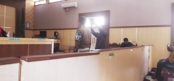 SATPOL PP untuk RadarMadura.id SIDANG: Sidang tipiring depot di Pengadilan Negeri Pamekasan, Selasa (18/4).