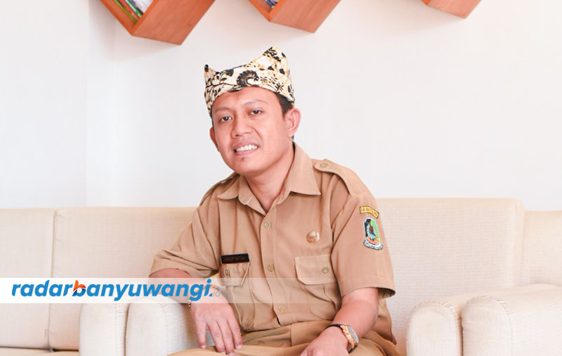 Rhenif Oktoka, Staf Bidang Kepegawaian Bappeda Banyuwangi