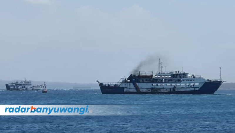 MESIN TROUBLE: KMP Gerbang Samudra 2 Minggu (17/9) kandas saat mengangkut penumpang dari ASDP Ketapang menuju Gilimanuk.