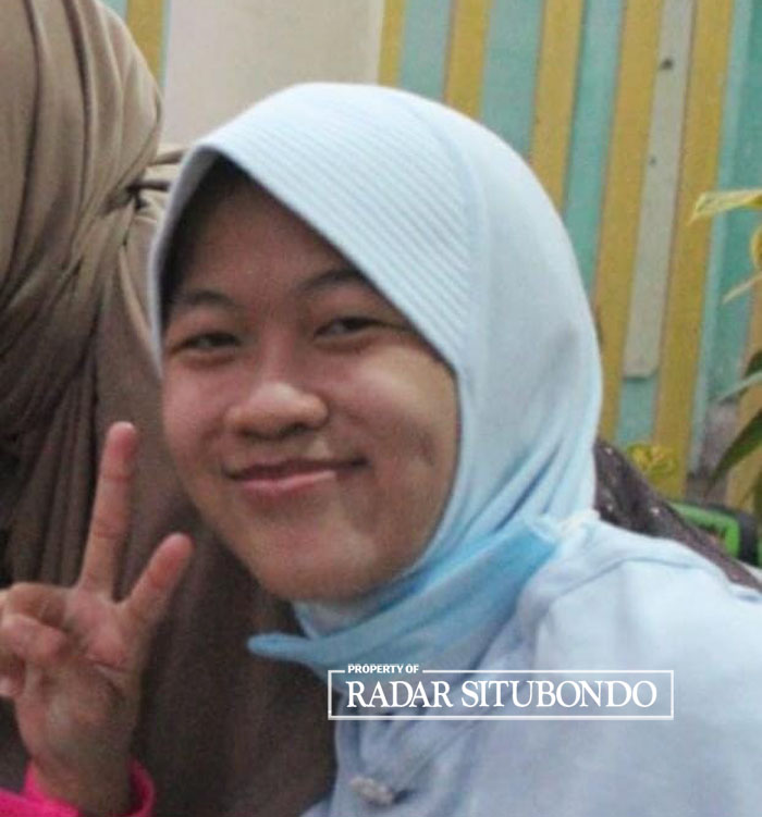 HILANG DARI RUMAH: Nency Renita Setia Budi, warga Desa Sumberkolak, Kecamatan Panarukan.