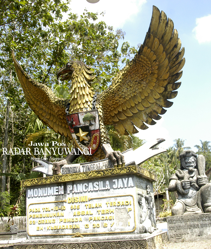 Monumen Pancasila Sakti di Dusun Cemetuk, Desa/Kecamatan Cluring, Banyuwangi. Di bawah ini pernah dikubur 62 anggota Ansor yang dibantai PKI pada 1965.