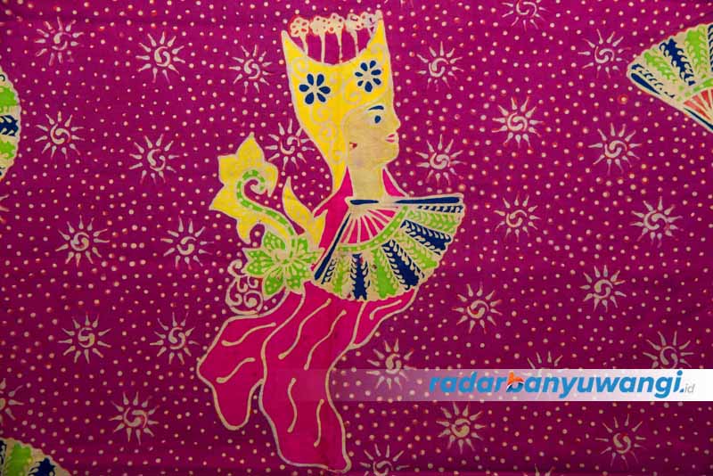EDISI KHUSUS: Motif batik penari gandrung sempat menjadi barang yang diburu kolektor batik di kota-kota besar Indonesia.
