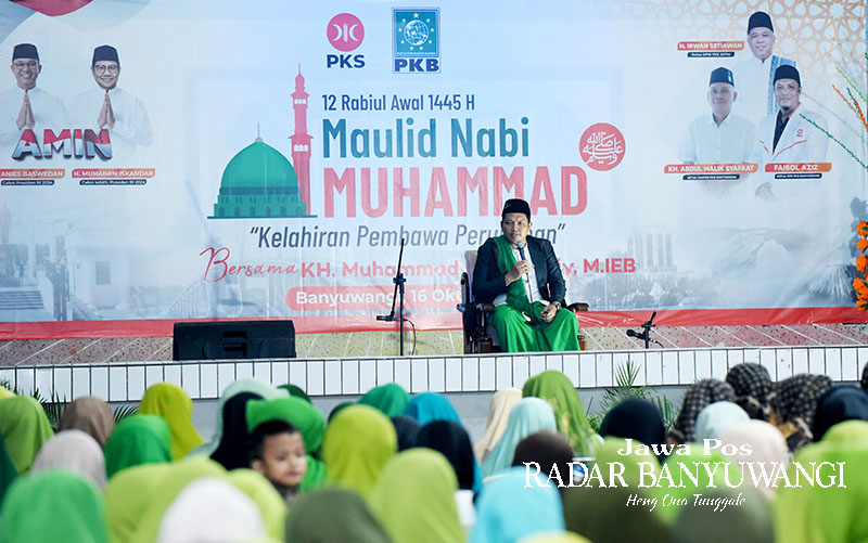 TELADANI NABI: Ustad Abdul Muqsith menyampaikan tausiah sekaligus menanamkan rasa cinta kepada Rasulullah Muhammad SAW.