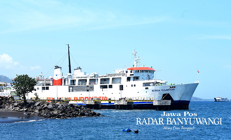 TETAP DI KETAPANG: Seluruh kapal LDF rencananya akan dipindah ke Jangkar. Tinggal Jatra II, Marisa Nusantara, dan Trimas Laila yang tetap di Ketapang untuk melayani rute ke Gilimanuk.