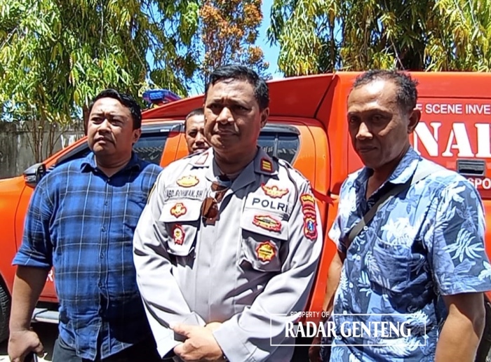 AKP Abdul Rohman (tengah)