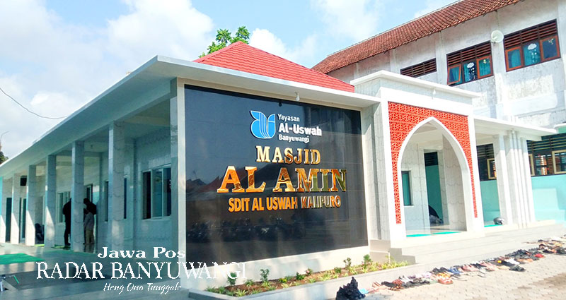 SARANA-PRASARANA: Masjid Al Amin SDIT Al Uswah 1 Kalipuro berdiri megah. Di sinilah akan lahir para tahfiz sejak dini.