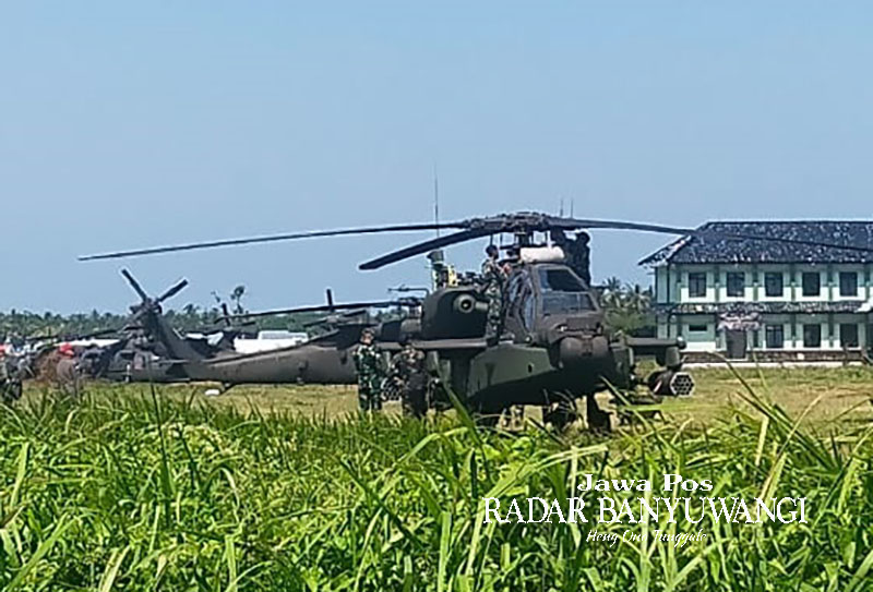 MARKAS YONIF 515: Helikopter milik pasukan asing mendarat di lapangan Batalyon Raider 515 di Desa Pakistaji, Kabat, saat mengikuti Latma Super Garuda Shield 31 Agustus sampai 13 September 2023 lalu.