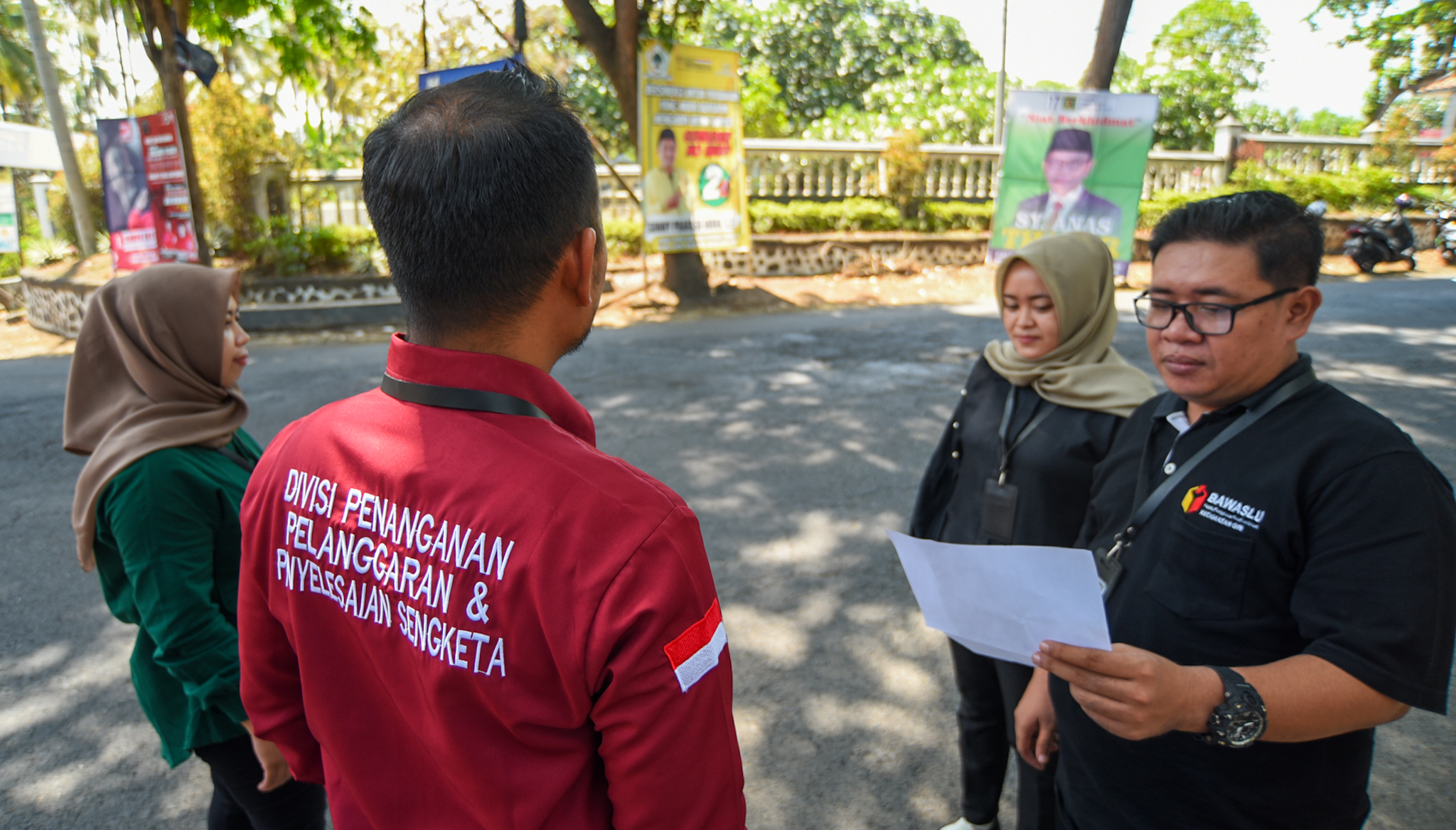 MISTERIUS : Polresta Banyuwangi menerima pengaduan APK capres nomor 2 yang terpasang hilang