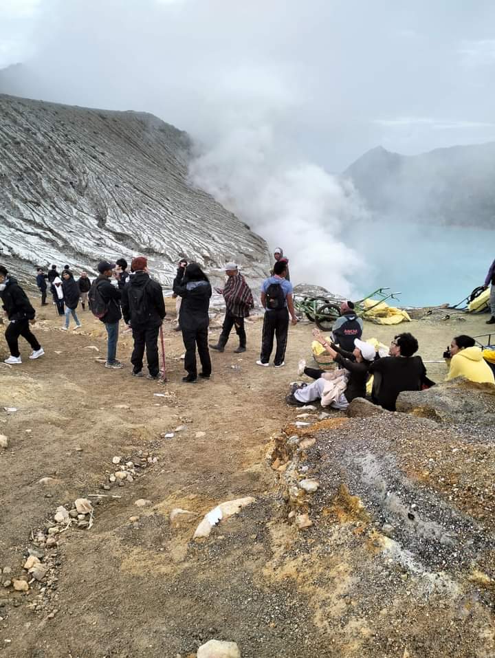 DEMI NEGARA: Saat pemilu nanti Kawah Ijen akan ditutup dari pengunjung.