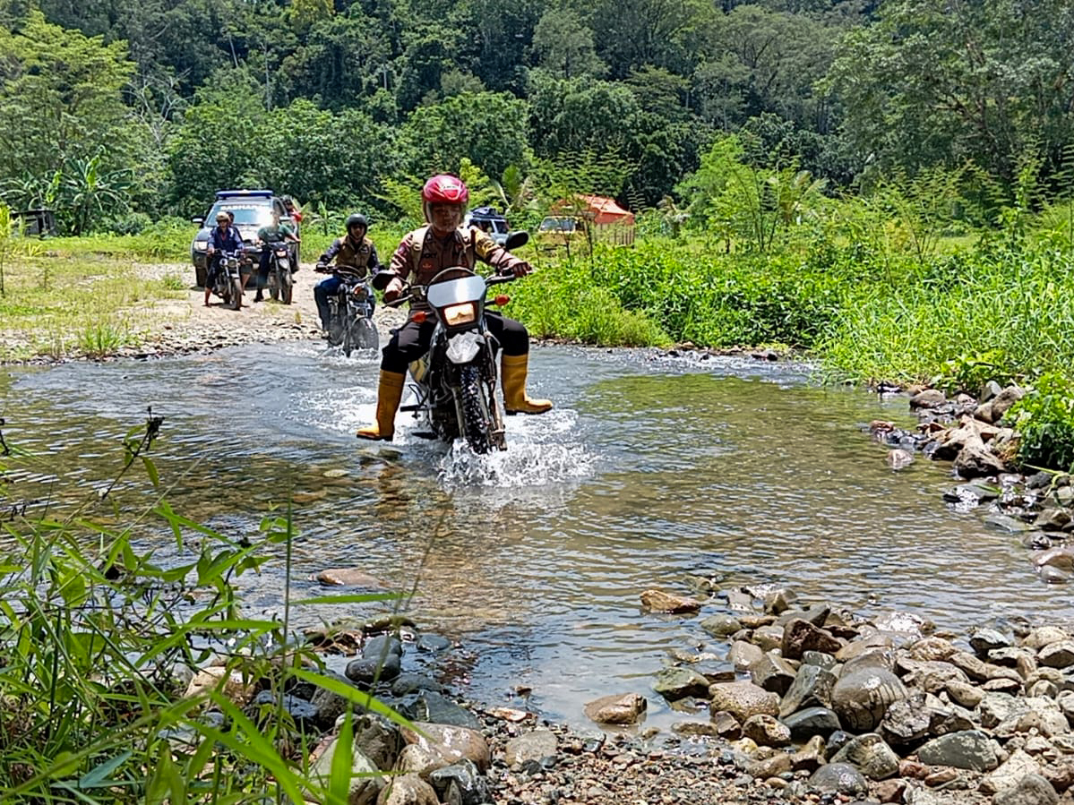 TANTANGAN ALAM: Kondisi geografis Desa Sarongan membutuhkan persiapan lebih untuk mendukung pemilu berjalan sukses dan aman.