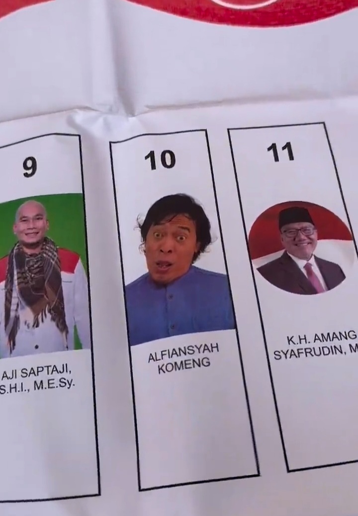 UNIK: Penampakan surat suara DPD Jawa Barat yang memperlihatkan wajah uni Komeng pada nomor urut 10