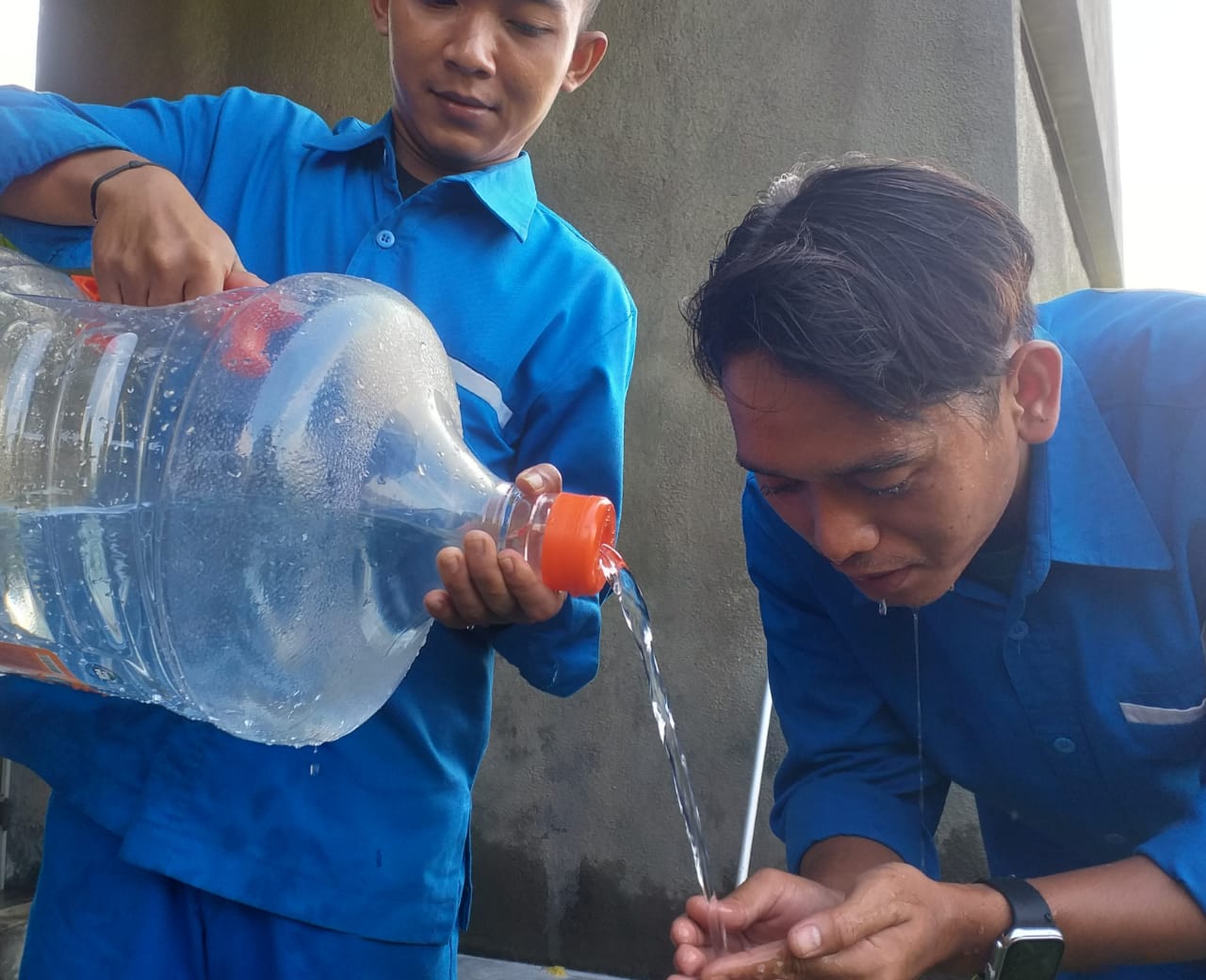 BERSUCI: Air menjadi salah satu sarana Umat Islam untuk berwudhu
