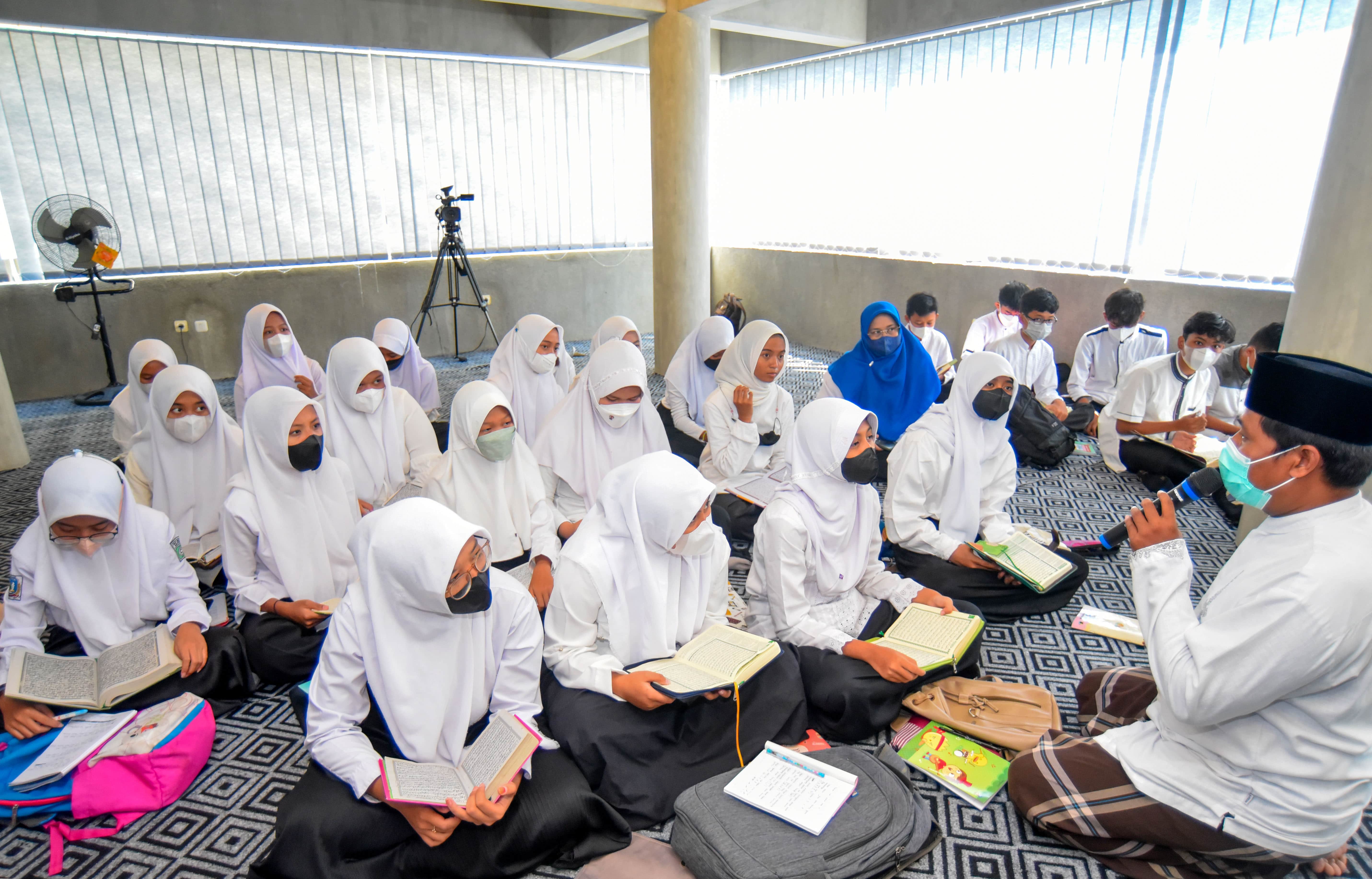 BELAJAR: Membaca Al Quran menjadi nilai ibadah bagi setiap pribadi muslim