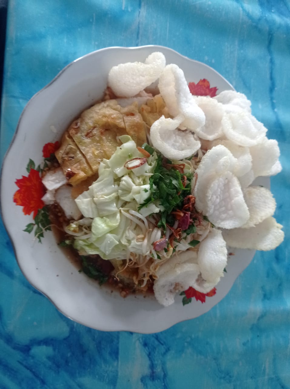 Kupat tahu kini bisa ditemukan di warung yang tersebar hingga pelosok desa di Kabupaten Magelang.