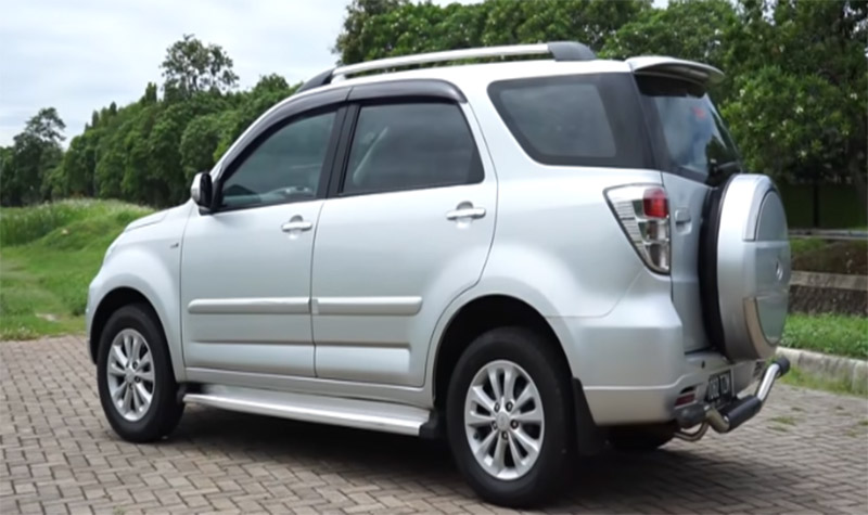 TINGGI: Daihatsu Terios cocok untuk segala medan