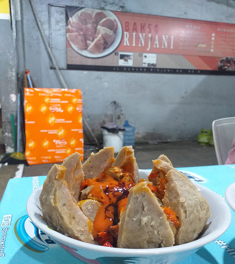 PEDAS: Rasa pedasnya meledak seperti mercon