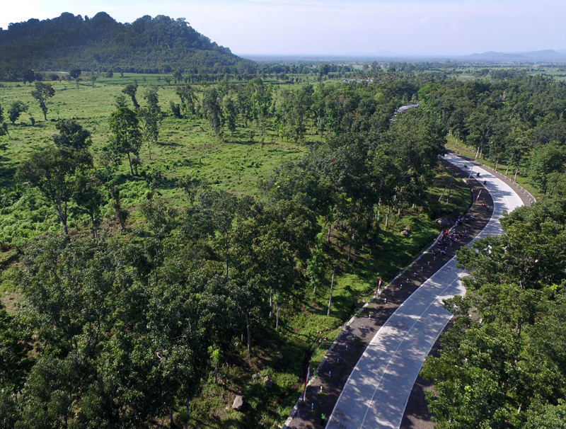 AKSES BARU: Proyek JLS yang melintasi Glenmore tuntas. Yang belum terbangun, yaitu ruas Kendenglembu&ndash;Malangsari, Malangsari&ndash;perbatasan Jember, dan Senenrejo&ndash;perbatasan Banyuwangi