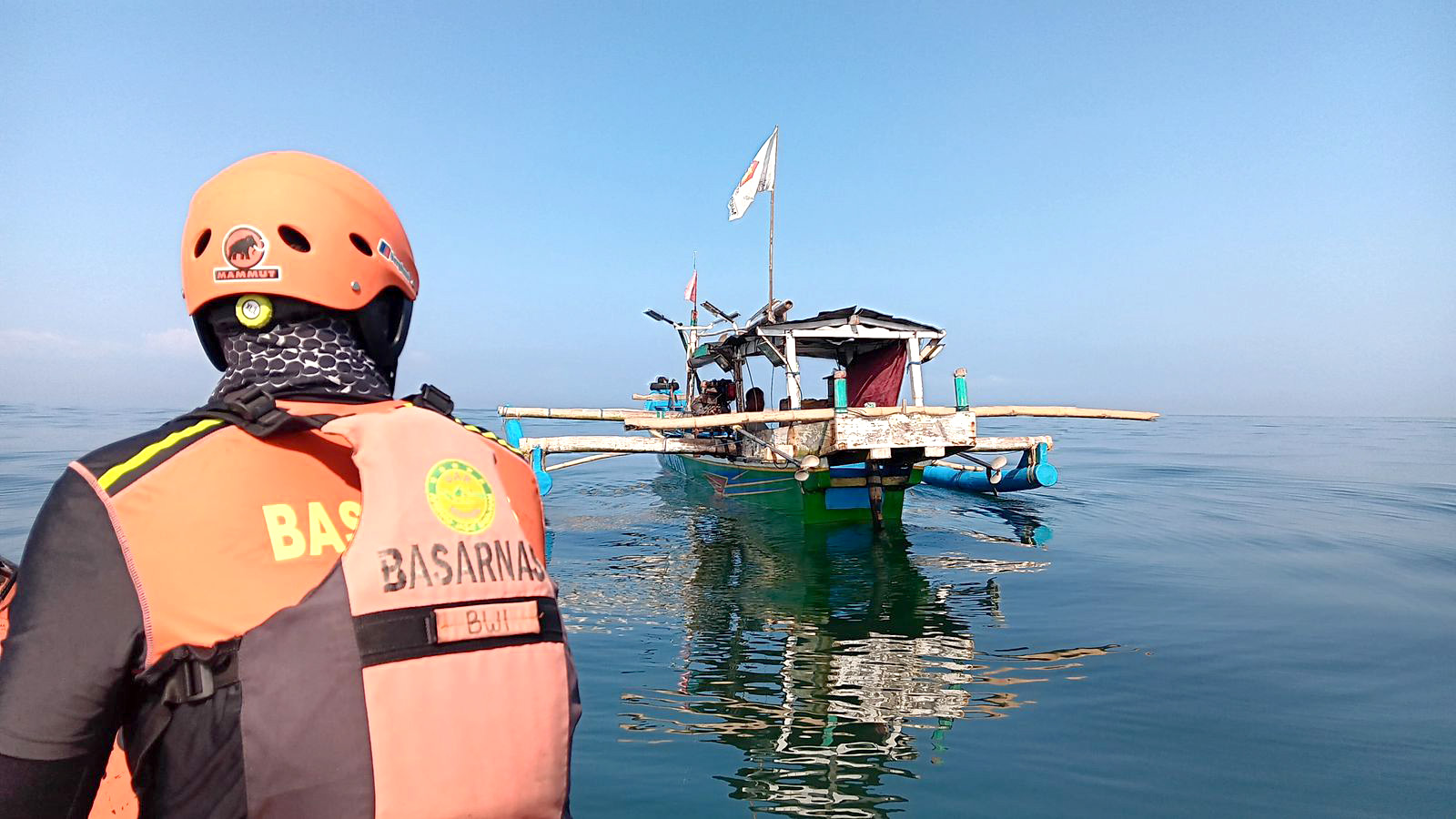 NIHIL: Tim SAR gabungan masih terus melakukan pencarian nelayan hilang menggunakan perahu karet di Laut Selatan, Jumat (31/5)