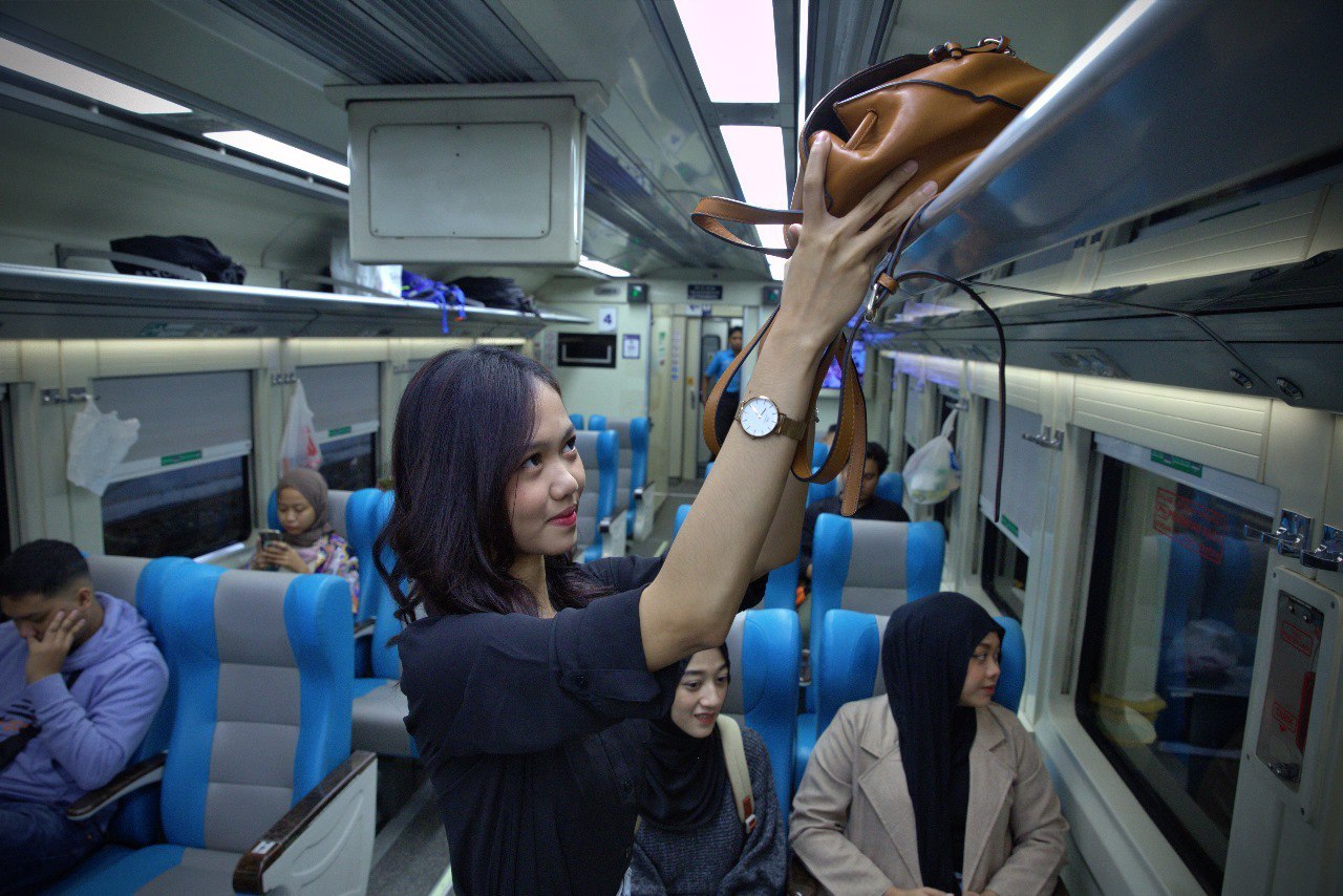Tiket kereta api sudah terjual sebanyak 41 persen untuk periode Libur Idul Adha.