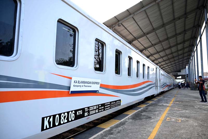 TRANSPORTASI DARAT: Setelah meluncurkan KA Blambangan Ekspres rute perjalanan Banyuwangi&ndash;Jakarta, PT KAI berencana membuka relasi Banyuwangi&ndash;Malang.