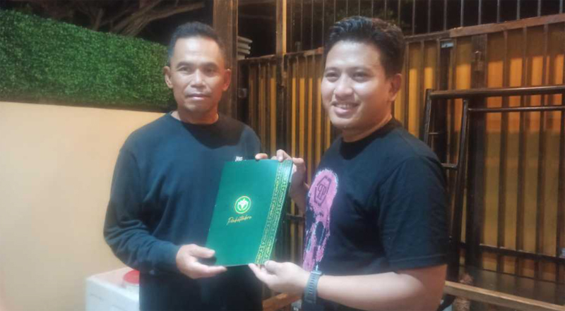 DARI PALU KE BANYUWANGI: Syamsuddin Batolla saat menukangi Persepal Palu di Liga 2