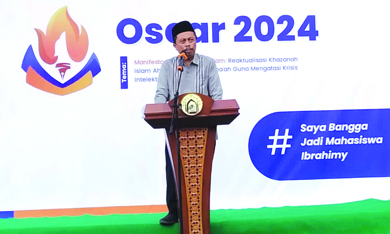 Dr KH Lukman Hakim MHI