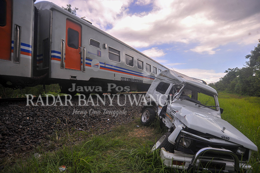 FATAL: Kejadian kecelakaan di perlintasan sebidang Kelurahan Bulusan, Kecamatan Kalipuro, Banyuwangi, Mei 2019 silam.