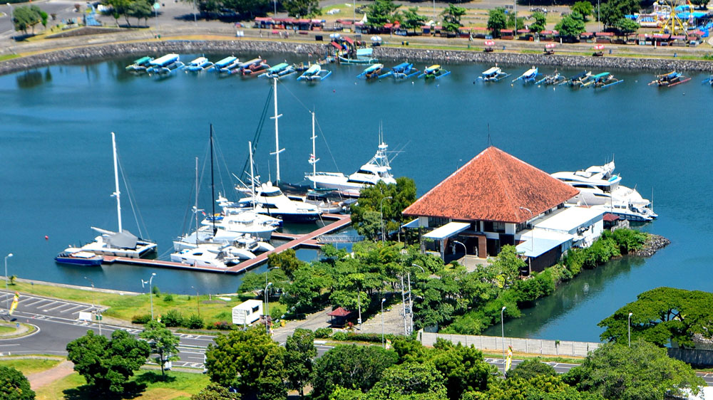EKSKLUSIF: Kawasan Marina Boom Banyuwangi memiliki beberapa dermaga khusus untuk kapal yacht.