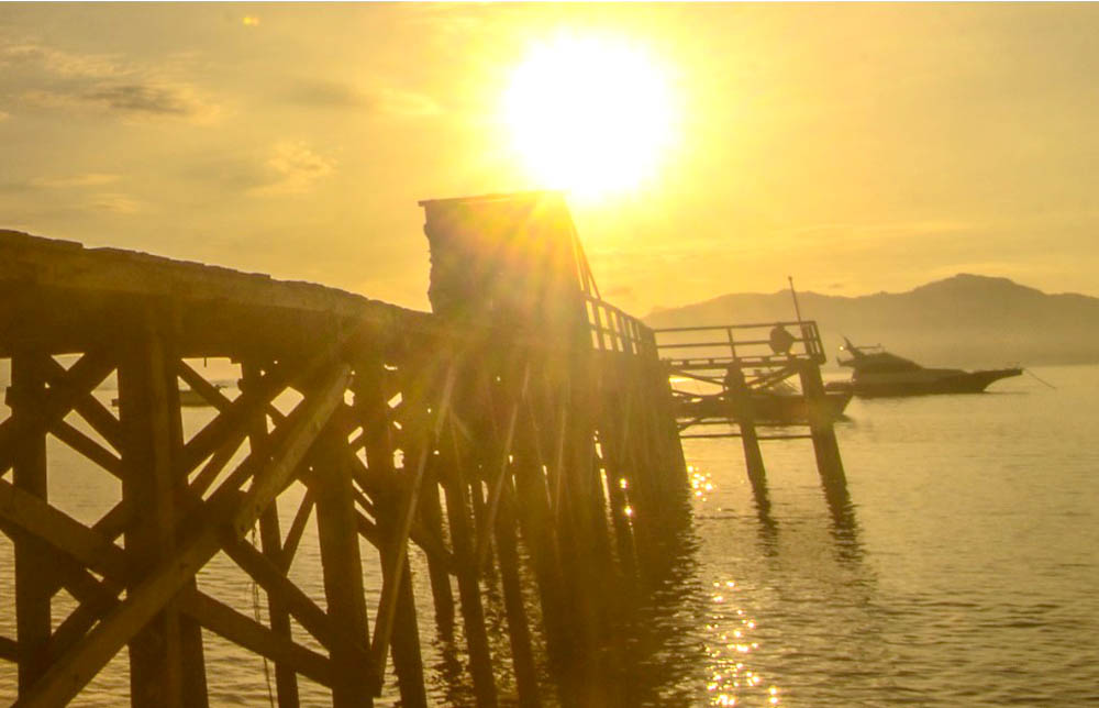 BUKAN PUBLIK: Dermaga kayu di Pantai Ketapang Indah, Kelurahan Bulusan, Kecamatan Kalipuro, Banyuwangi.