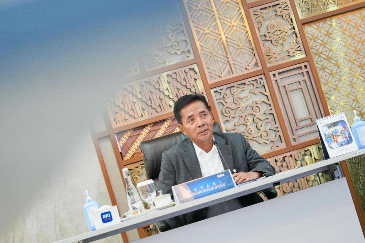 Direktur Bisnis Mikro BRI Supari