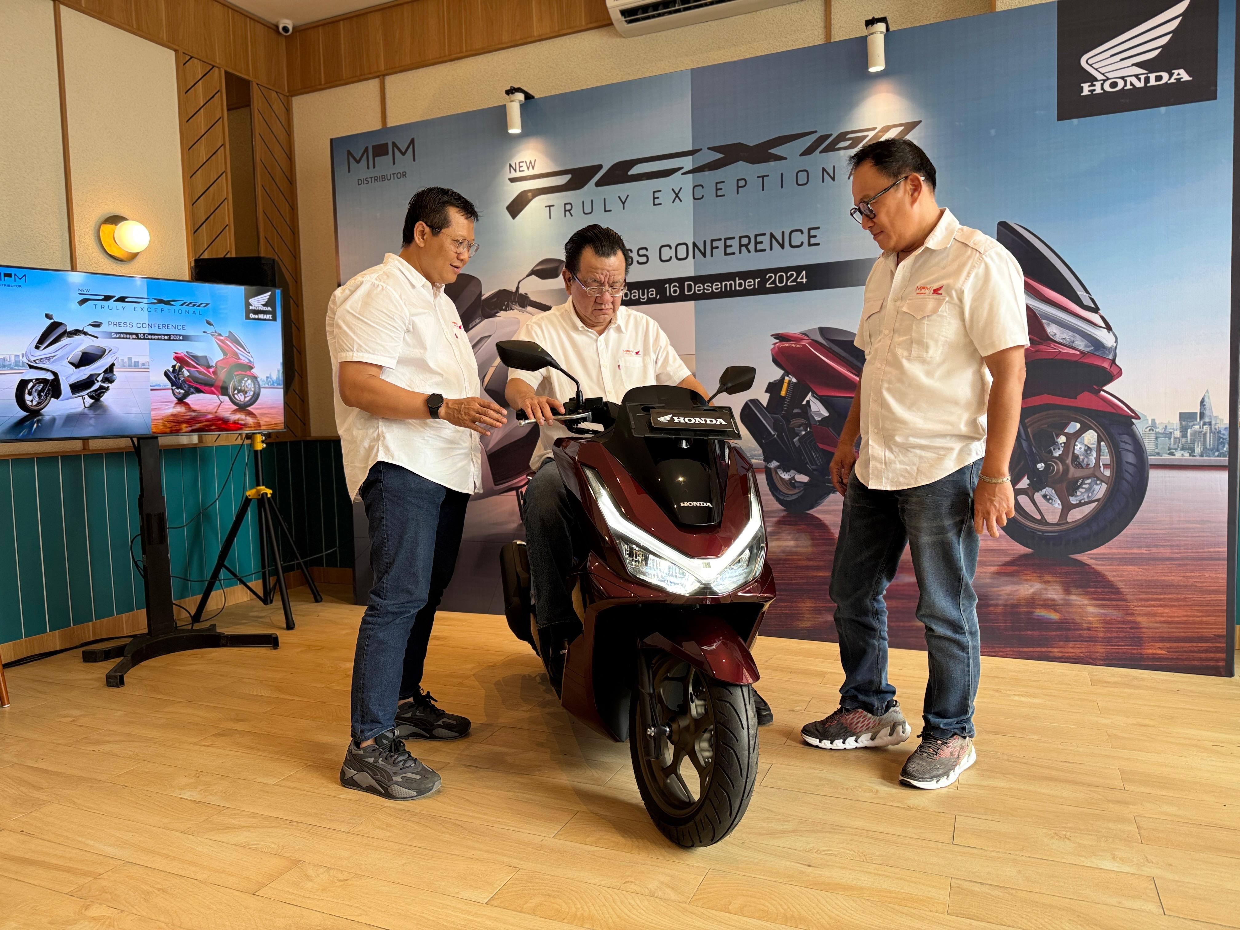 PT Astra Honda Motor (AHM) resmi meluncurkan New Honda PCX160 dengan desain terbaru yang mewah dan inovasi teknologi modern.