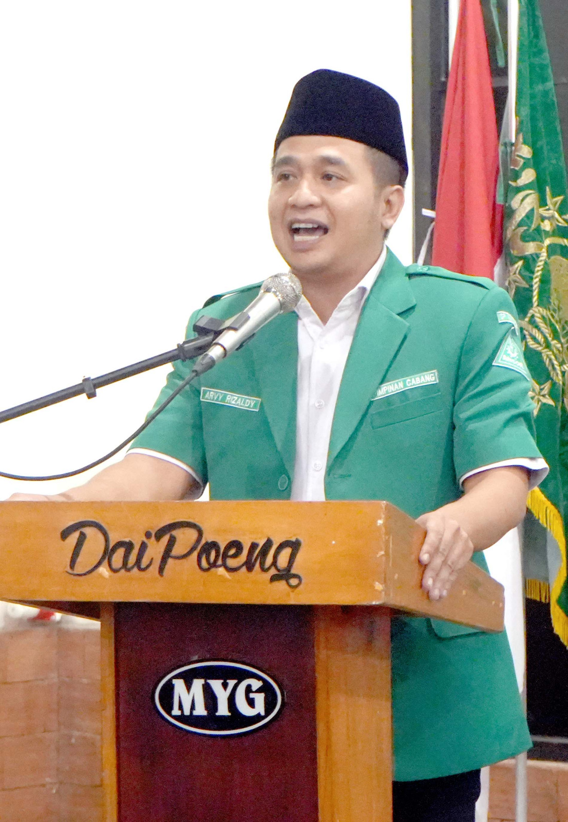 Arvy Rizaldy menyampaikan sambutan dalam konfercab di Desa Watukebo, Kecamatan Blimbingsari, Banyuwangi, Selasa (14/1).