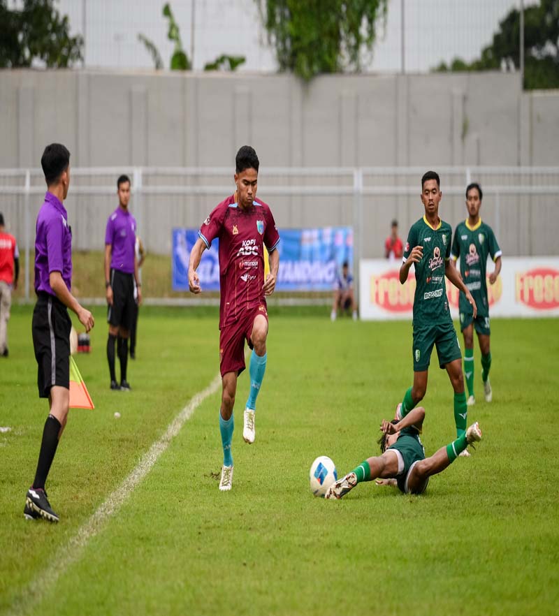 TAJAM: Gol Alfian Arfarid memastikan tiga poin bagi Persewangi Banyuwangi atas Persid Jember