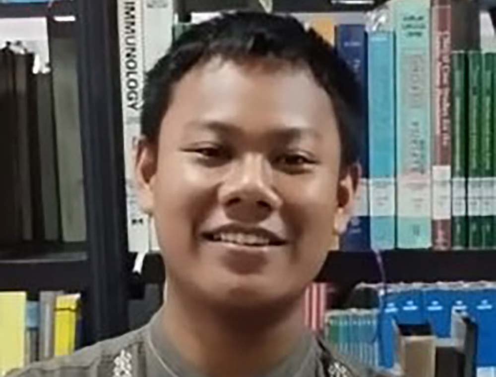 Oleh: MOHAMMAD YOEN RIJALUL QUR&rsquo;AN, Alumnus MAN 1 Banyuwangi, sedang kuliah di UMM.