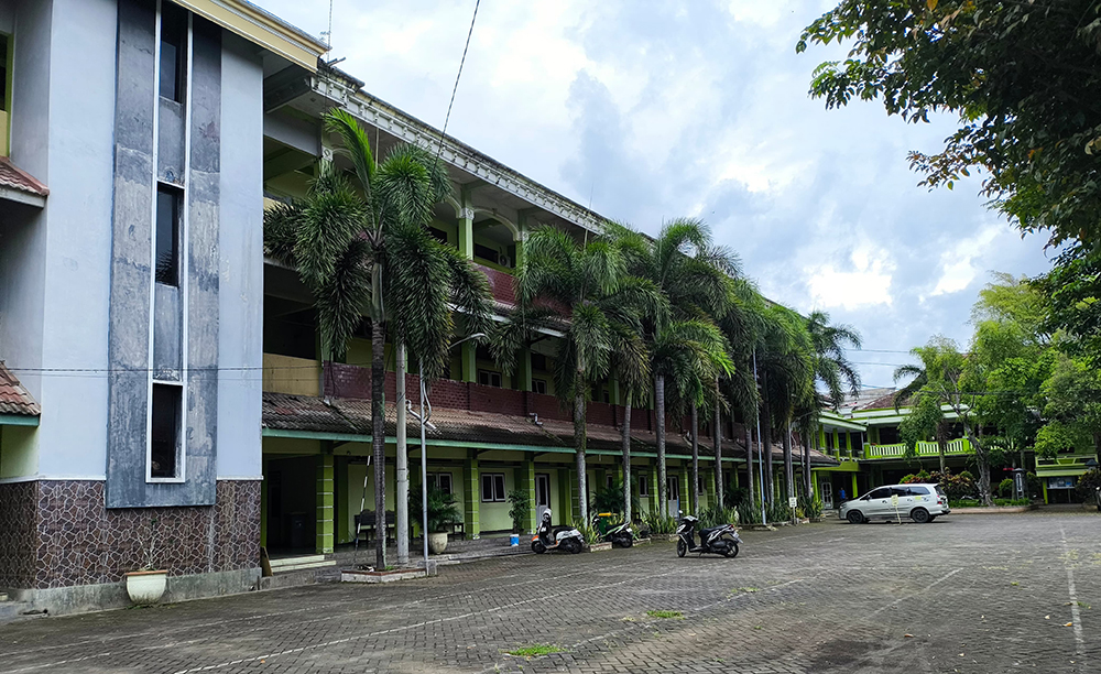 ASRI: Gedung kampus Universitas Islam Ibrahimy di Jalan KH Hasyim Asyari Genteng Banyuwangi.