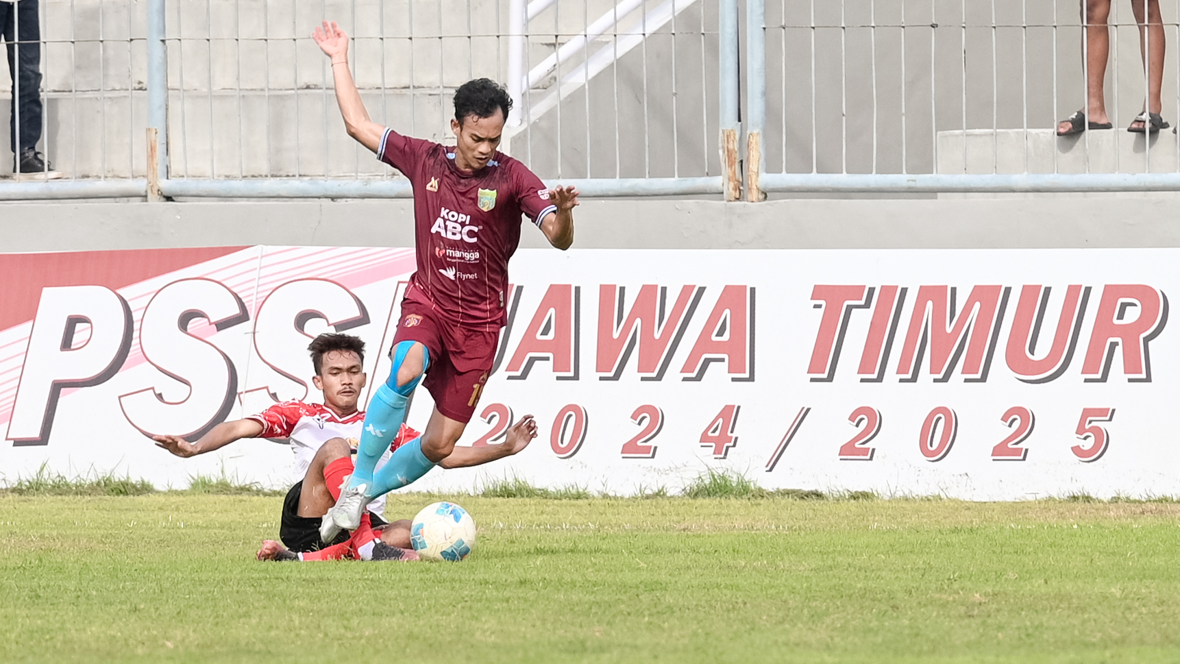 TIGA POIN: Maldini Pali akan menjadi tumpuan Persewangi Banyuwangi untuk mengejar tiga angka