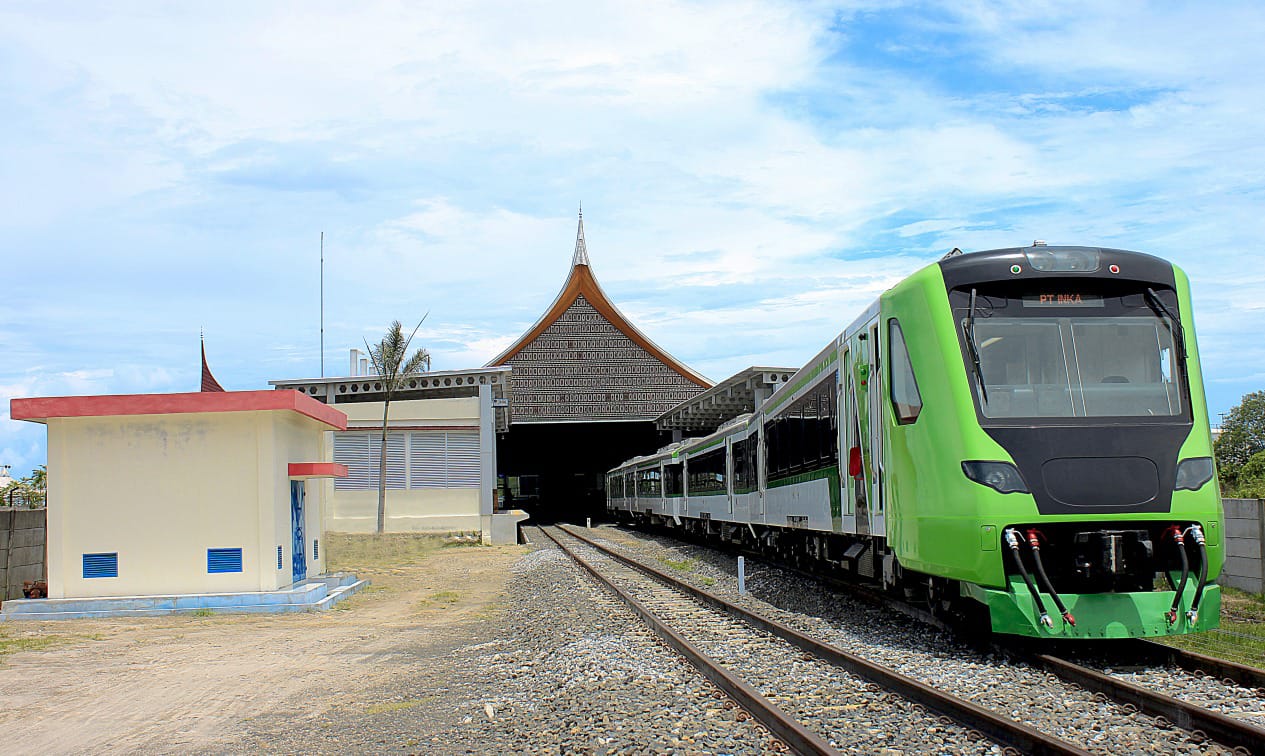 Armada kereta bandara milik KAI  yang ramah lingkungan.