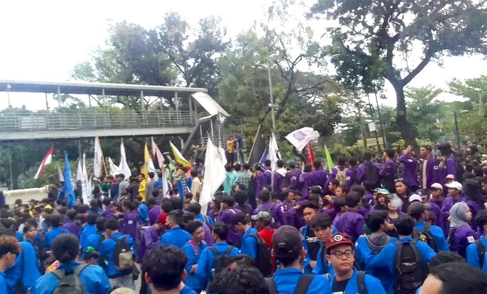 Ilustrasi demo mahasiswa. (Tazkia Royyan/JawaPos.com)