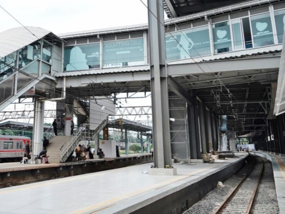 Peron 1 di Stasiun Tanah Abang baru mulai beroperasi pada Sabtu (22/2).