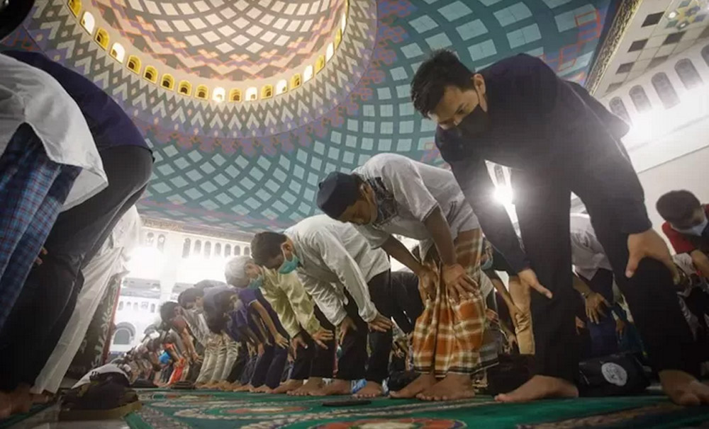 Ilustrasi umat Islam melaksanakan ibadah shalat. (JawaPos.com)