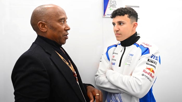 Ajang Formula 1 Grand Prix Australia menjadi momen pahit bagi Isack Hadjar, rookie Racing Bulls, yang gagal memulai balapan setelah mengalami kecelakaan di Turn 2 pada formation lap.