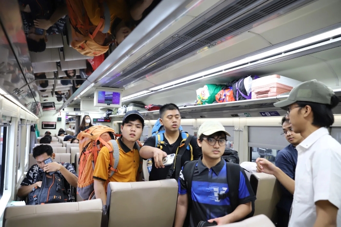 PT KAI Divre IV Sumatera Selatan resmi menambah 5.632 tempat duduk untuk KA Kuala Stabas.
