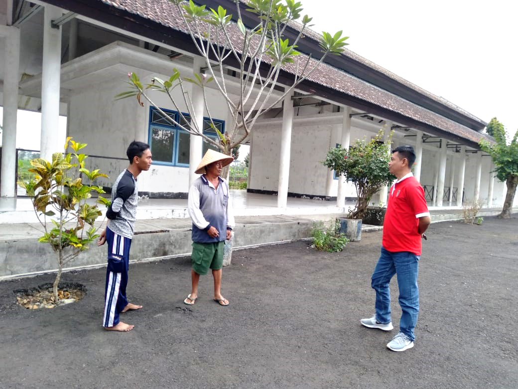 Terminal Wiroguno Genteng belum berfungsi hingga sekarang.