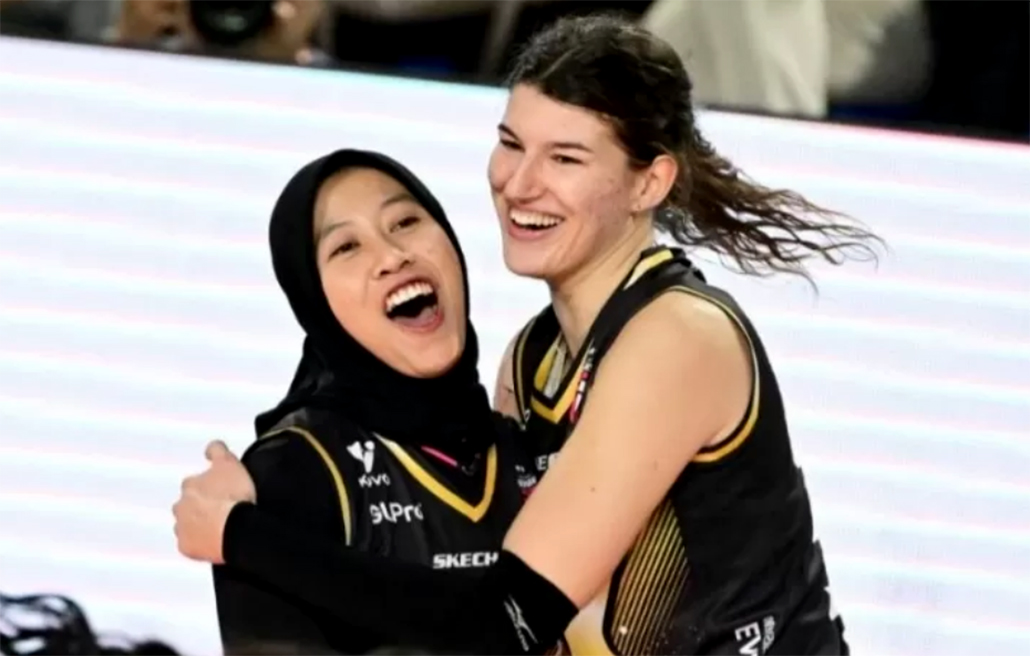 Megawati Hangestri dan Vanja Bukilic. (Foto: KOVO)