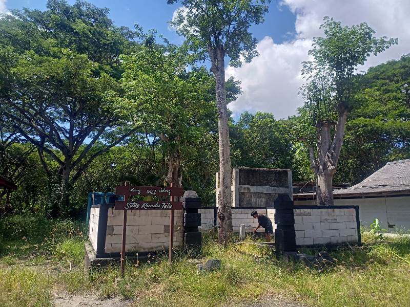 SEPI: Sumber air di Situs Randu Telu di lokasi Ekowisata Mangrove Bedul Desa Sumberasri, Kecamatan Purwoharjo dulu dipercaya bisa menyembuhkan berbagai penyakit, tapi saat ini masyarakat jarang datang