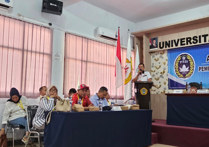 Sidang pemilihan Ketua Askab PSSI Banyuwangi dimulai, penentuan voter memanas.