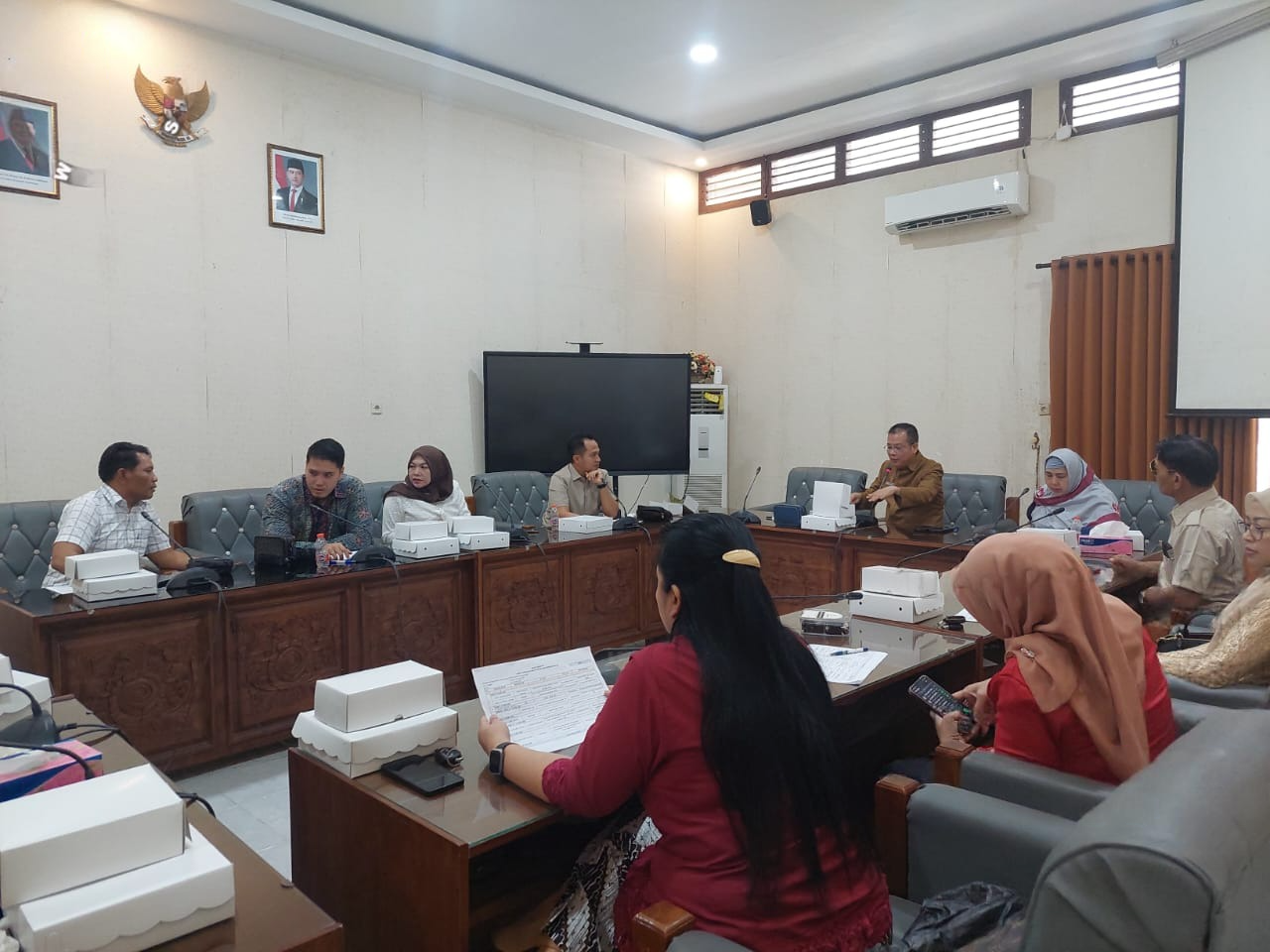 Badan Musyawarah DPRD Banyuwangi menjadwalkan agenda rapat paripurna dan pembahasan raperda yang akan dilaksanakan pada April ini.