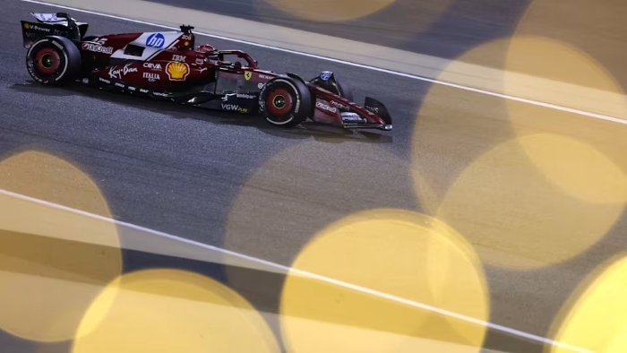 Leclerc dan Hamilton akui mobil kurang grip usai gagal rebut tiga besar di kualifikasi GP Arab Saudi 2025.